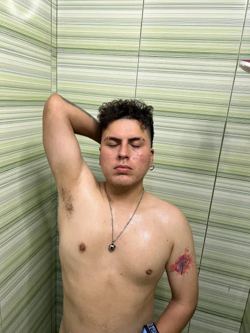 Come and shower with this soccer player it’ll be exciting!