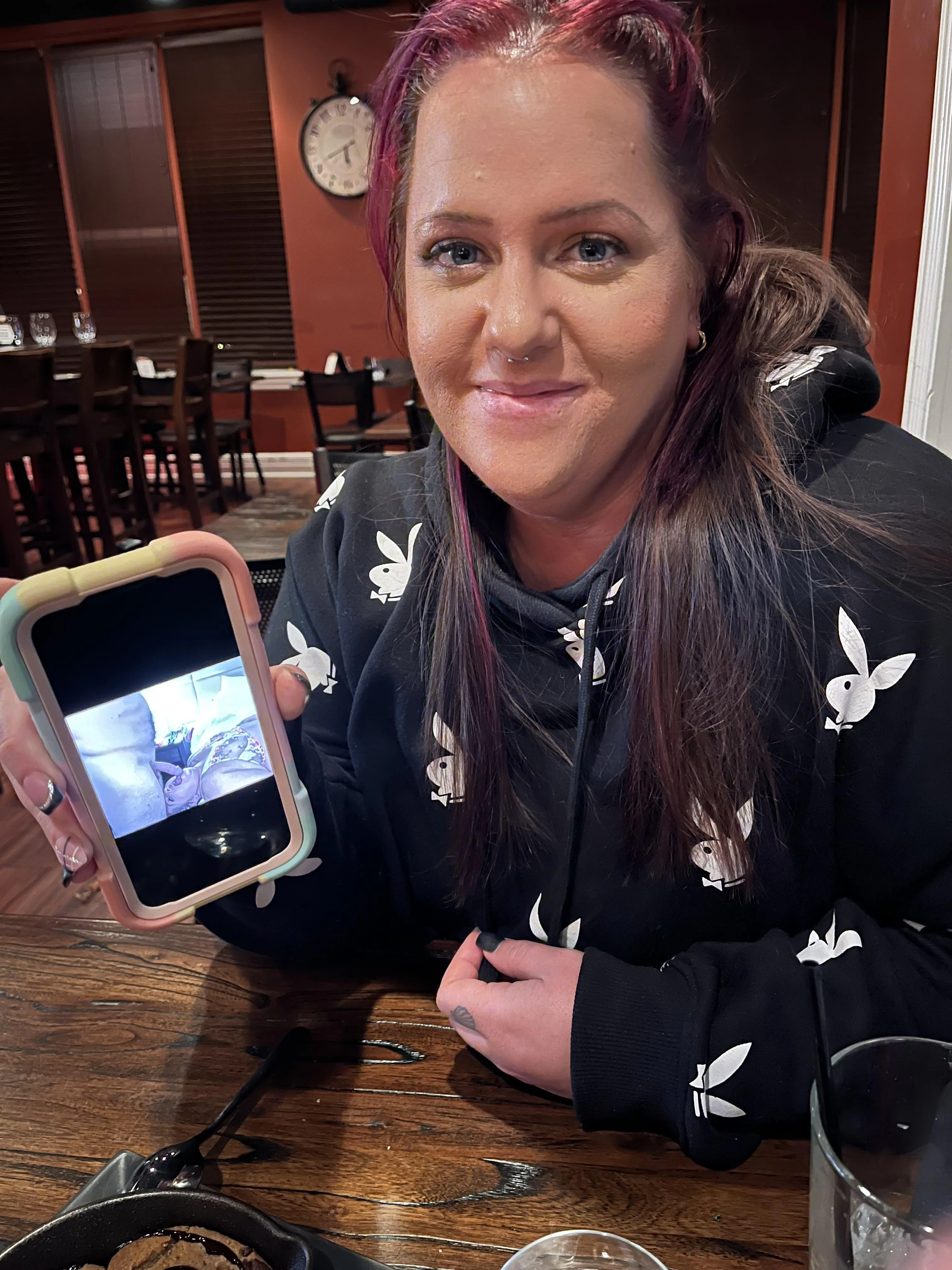 I love when he reminds me at dinner- Sexylexix0x on Imagefap