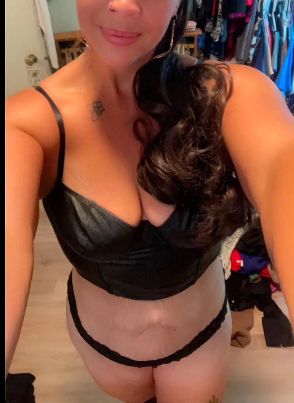 Mid 40’s Bored and horny couple. What’s everyone up to?