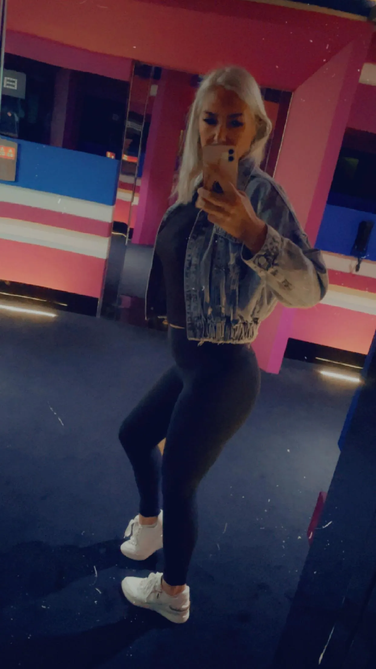 Wird dein kleiner Freund schon hart?