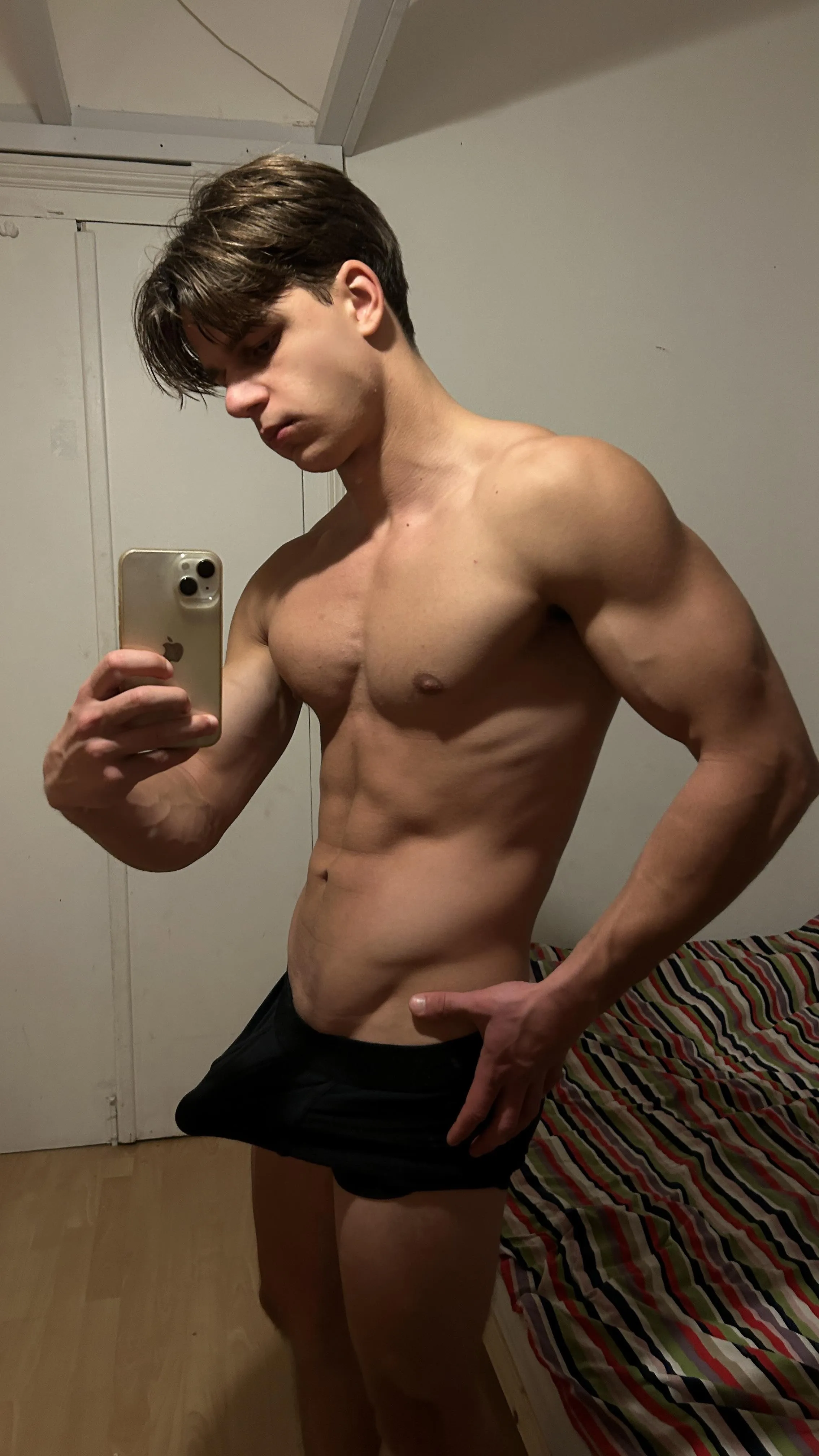 (20)Suck me before I go to the gym