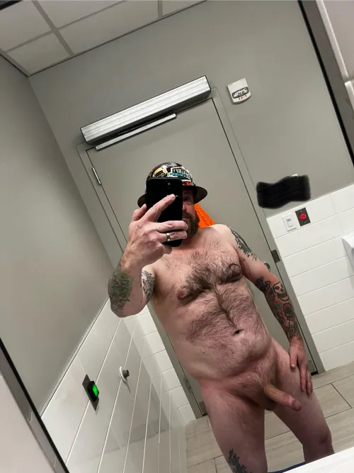 [48] City: Elizabeth, New Jersey. Relentlessly horny at work.