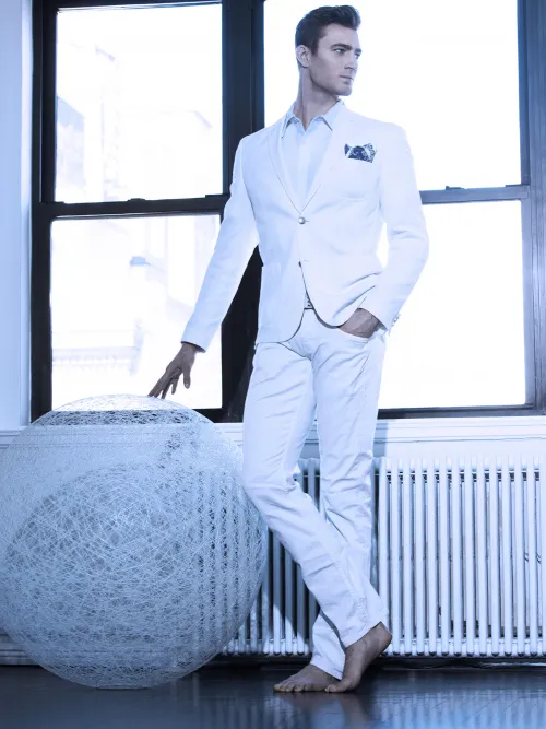 First time on here. Trying out the white suit ;)