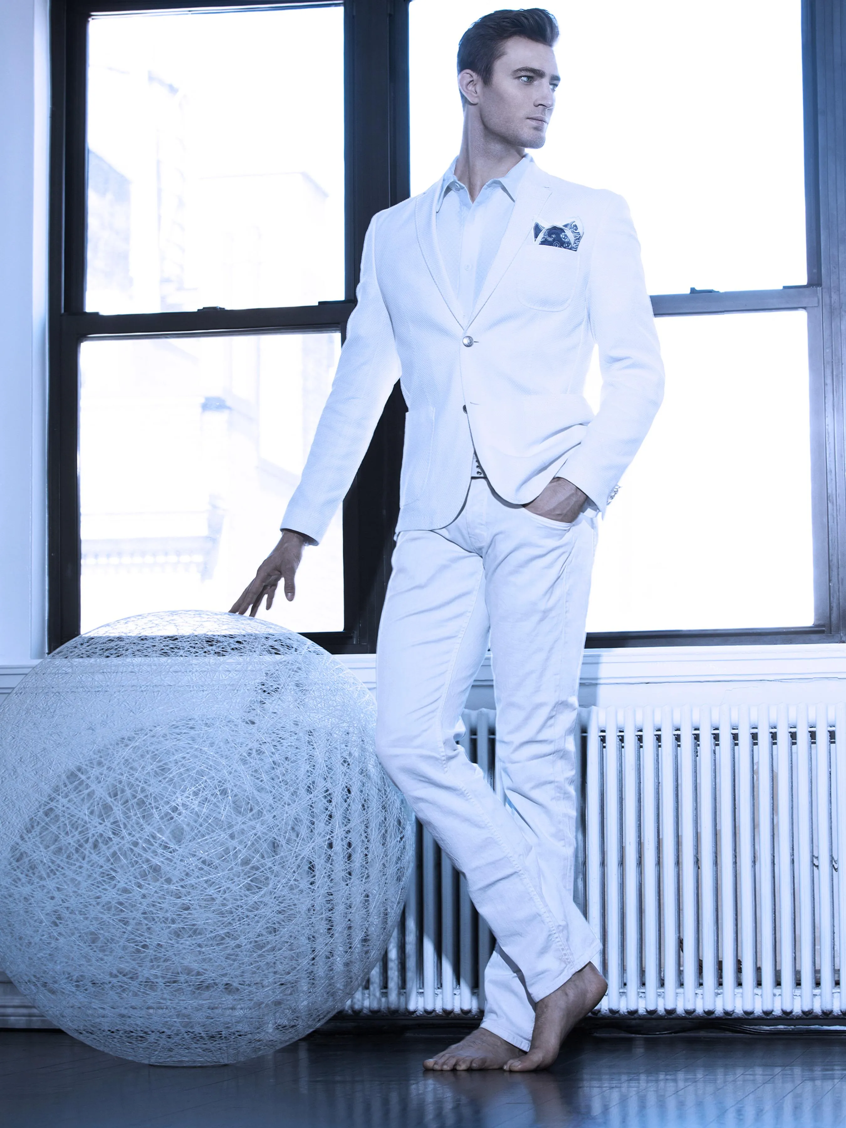 First time on here. Trying out the white suit ;)