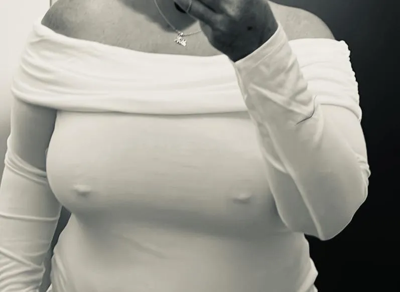 I would not even sneak around.. I would let you stare all you want