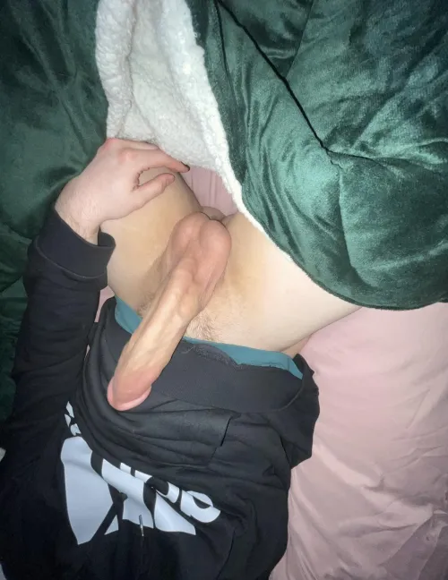 if you look at it sideways it will cum lol