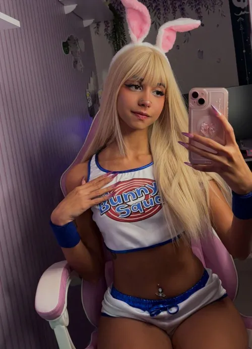 Lola Bunny by me (SkyleCherry)