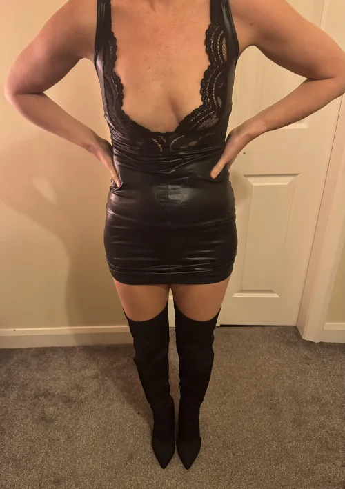 Love this dress. F 41 xxx