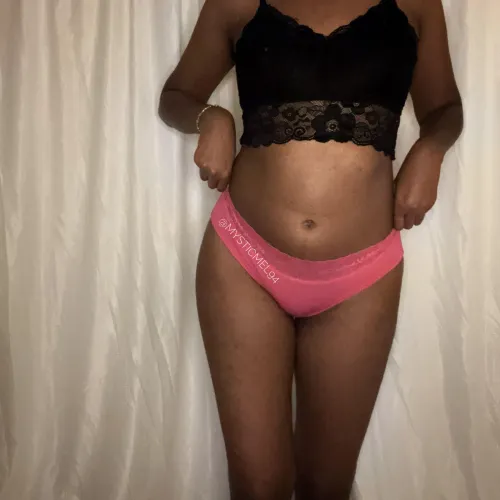 [selling] Happy Saturday! Sweeten your weekend with some smelly panties! [pty]