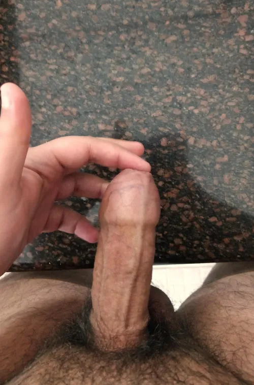 Somedays it's so tight it doesn't move at all (28)