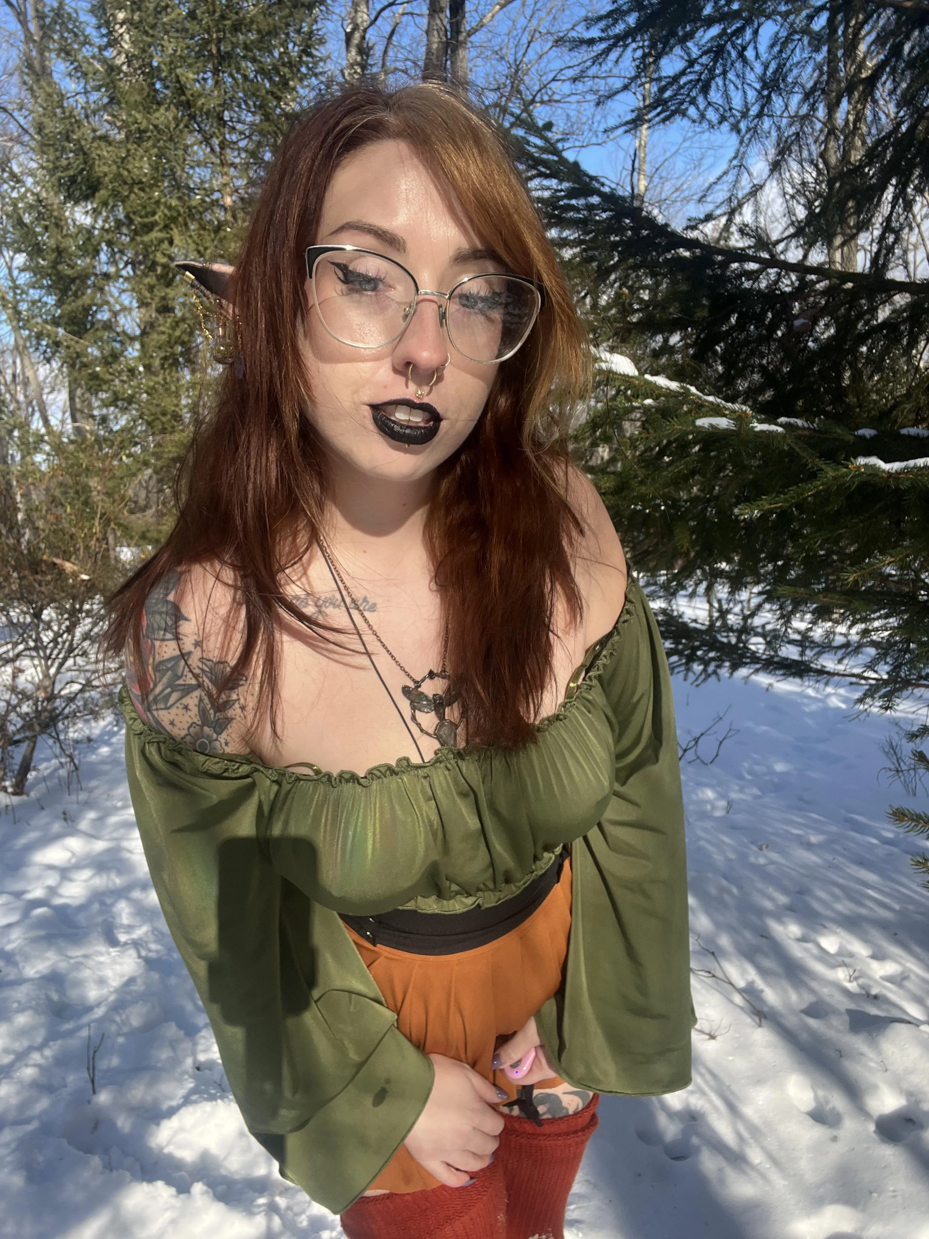 Would you date an elven redhead
