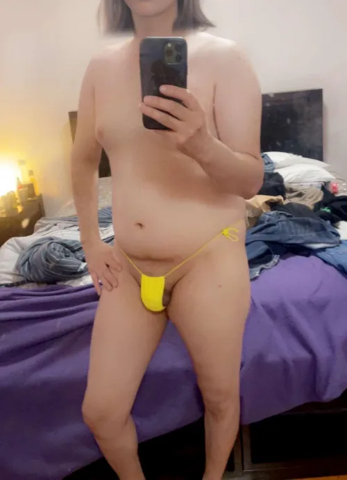 Yellow yellow dirty sissy hehe