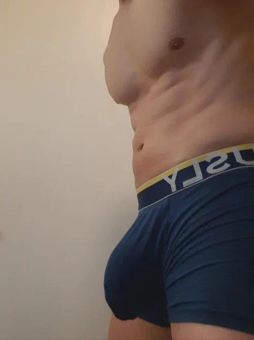 You see something like this on the locker room often?