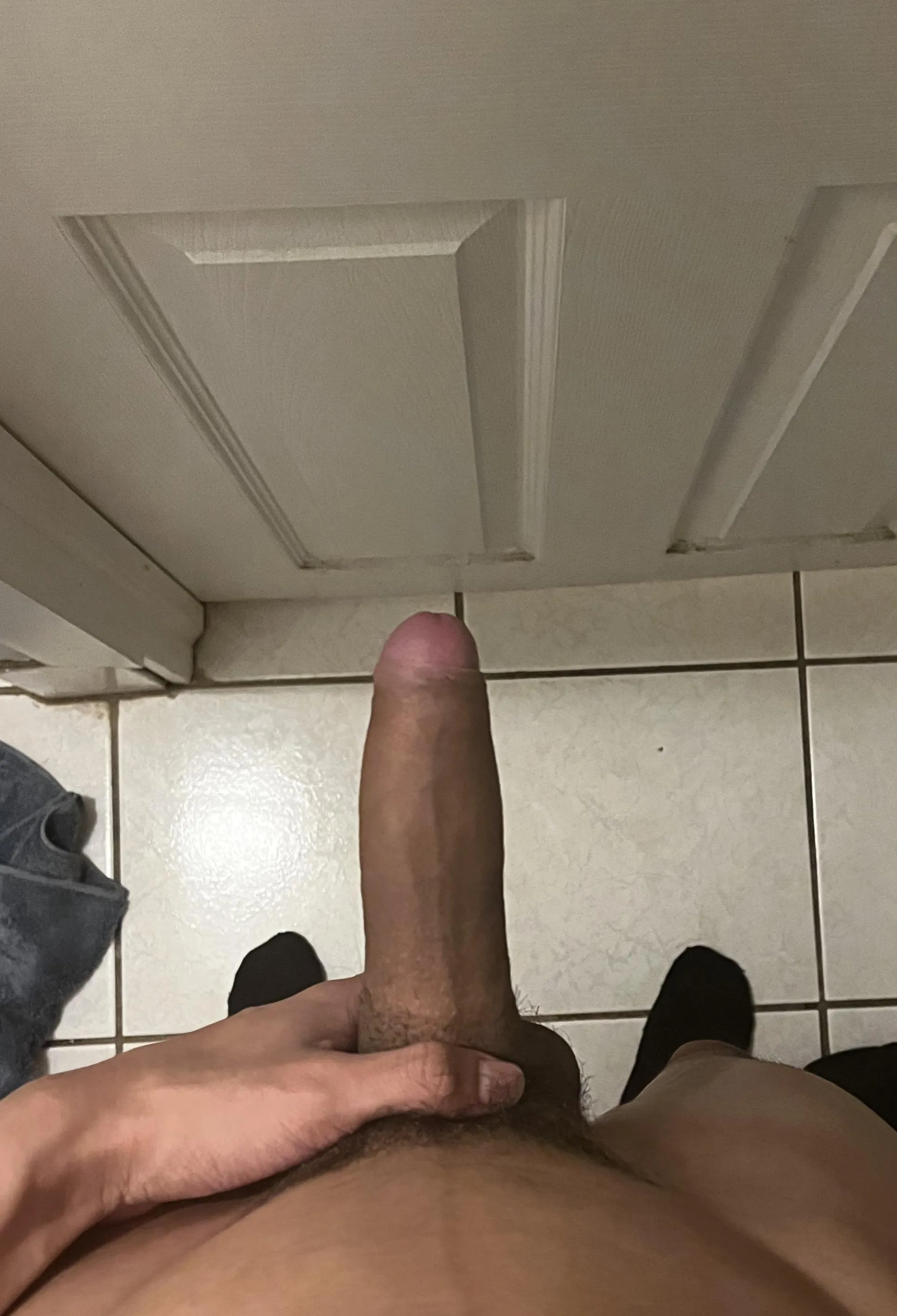 18yo around 5.7 in