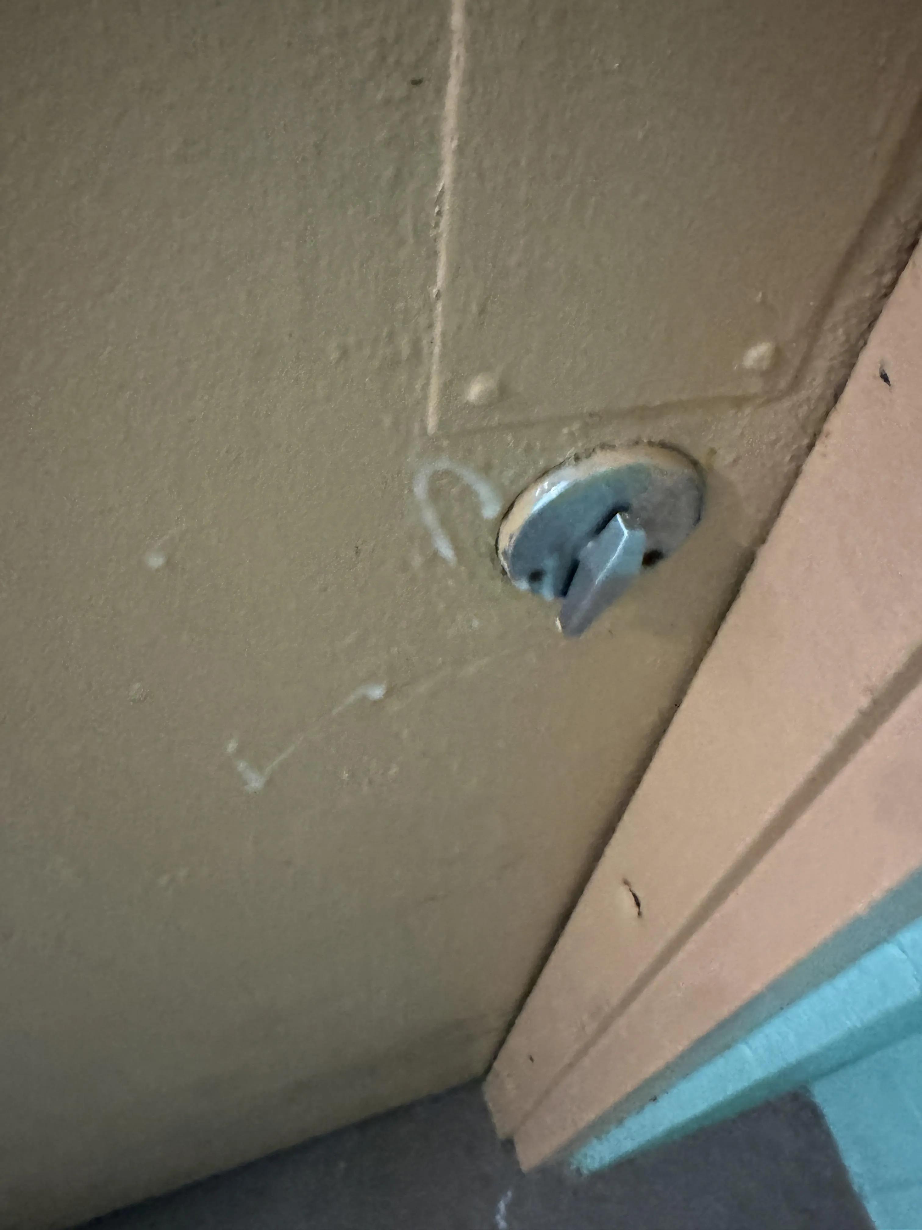 (36) main park bathroom door