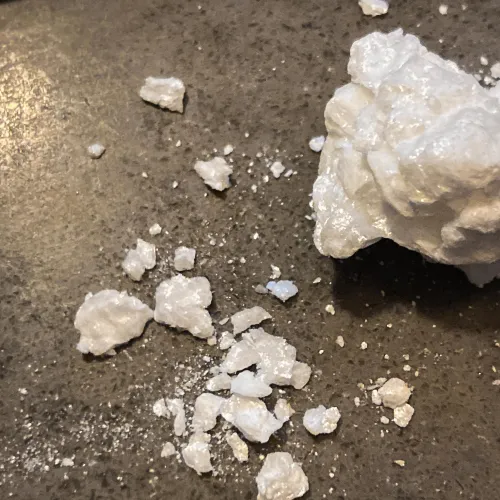 Best scale if had in a LONG time 94%. Those shiny layers just flake and peel right off.