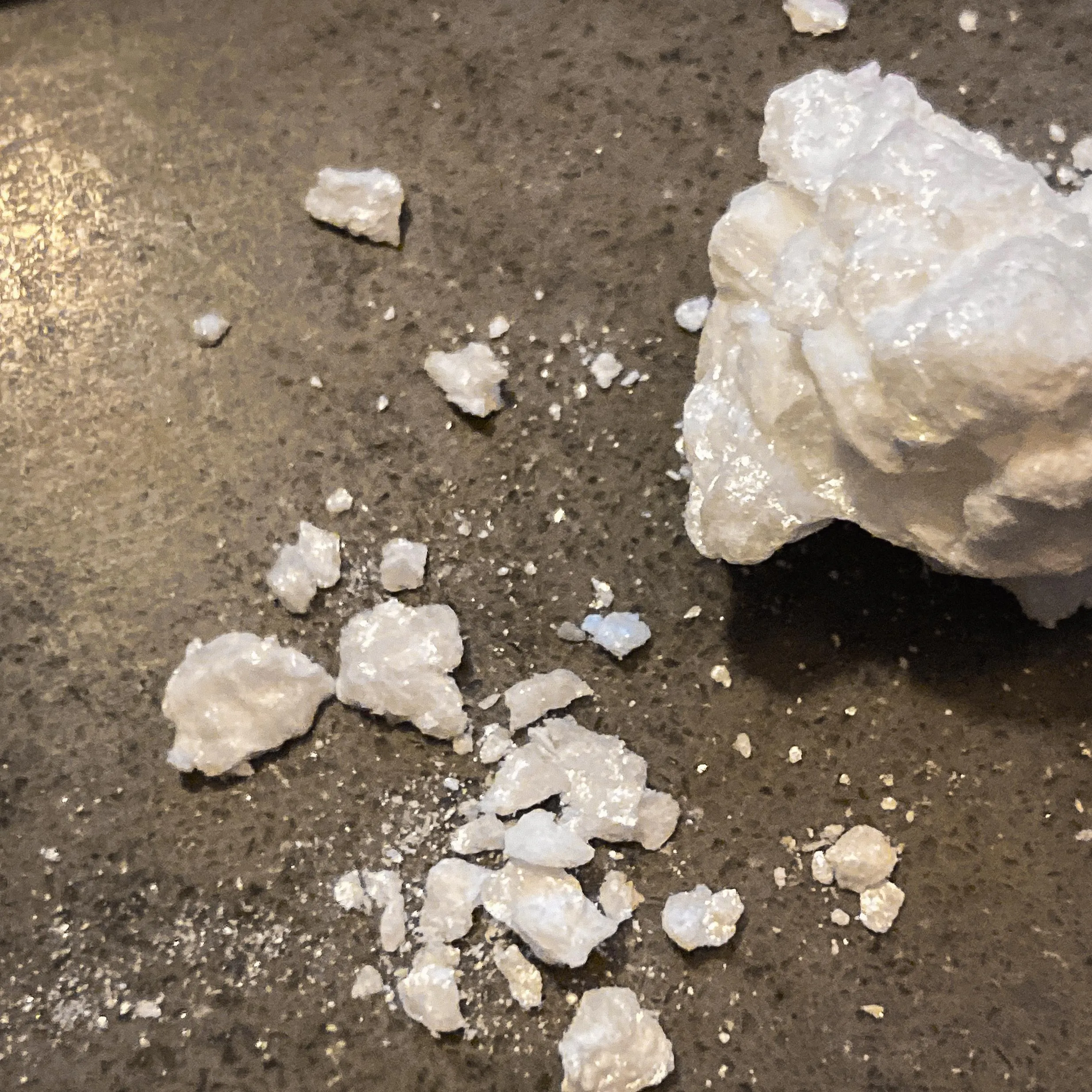 Best scale if had in a LONG time 94%. Those shiny layers just flake and peel right off.