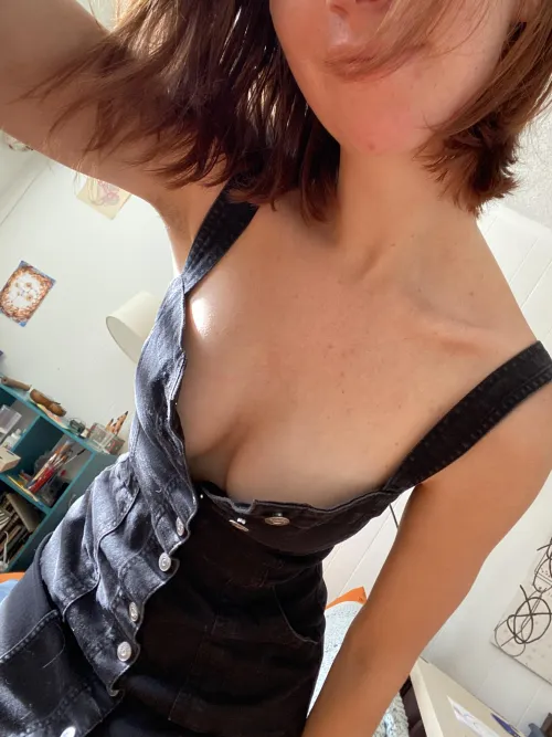 Hope you're having a chill Sunday! [f]