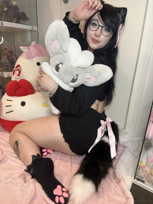 i hope my butt looks appetizing for you