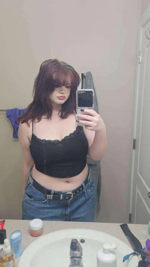 Looking for a lucky guy to be my exclusive [online] sugar daddy