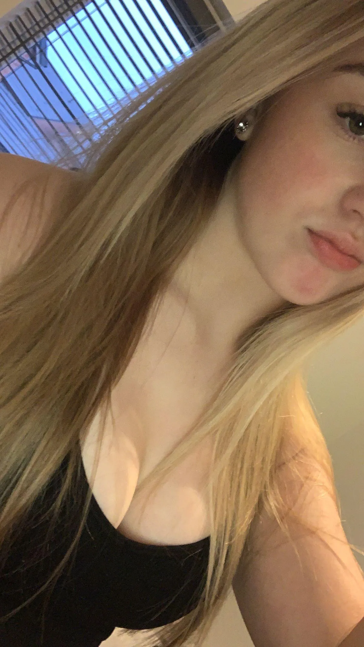 Looking for an [online] sugar daddy for a cute 18 year old!