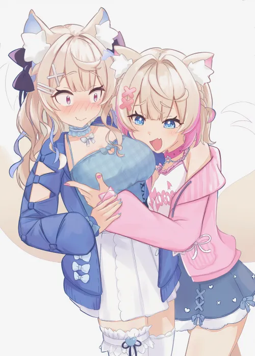 Mococo playing with Fuwawa's Fuwawas [Hololive]