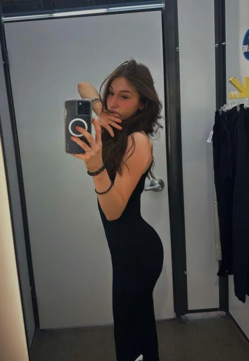 There were no black guys at my highschool but now that I am 18 I am free to be the property of an BBC. Am i worthy of black dick?