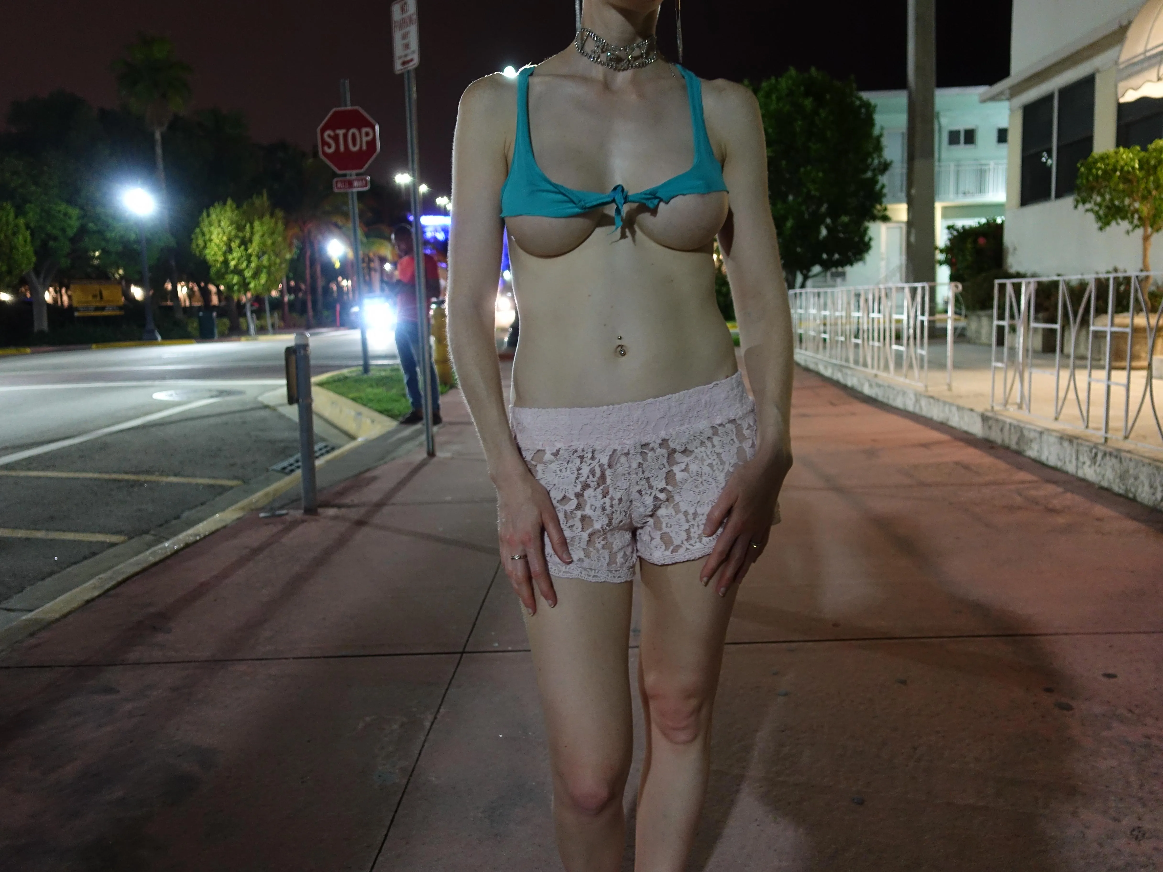 This was my most liked photo of 2024 here on Reddit. What makes it stand out in your opinion?