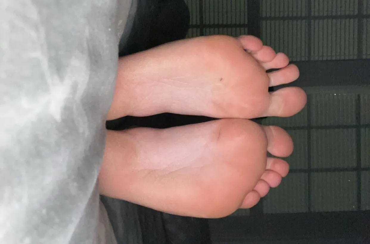 Would you cum on my soles