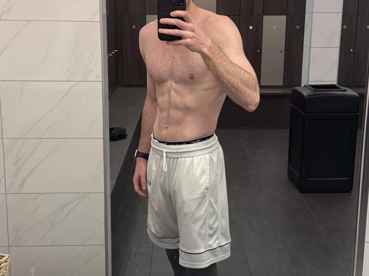 31 M, 5’11, 165 lbs, fit. Looking for MFM threesome today or tonight in Connecticut. Can travel.