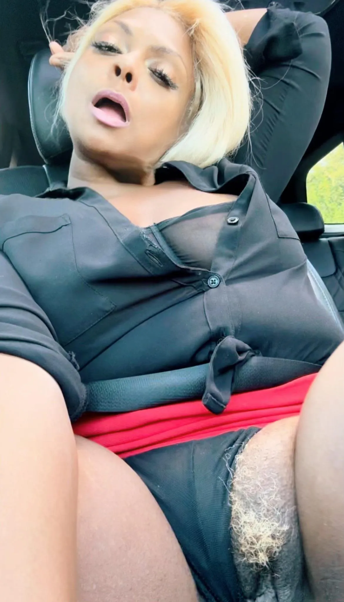 First time posting here. Hello.