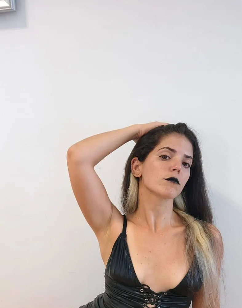 it is cheat o clock, forget your gf