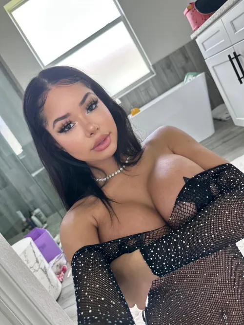 Just here to remind you I'm irresistible.