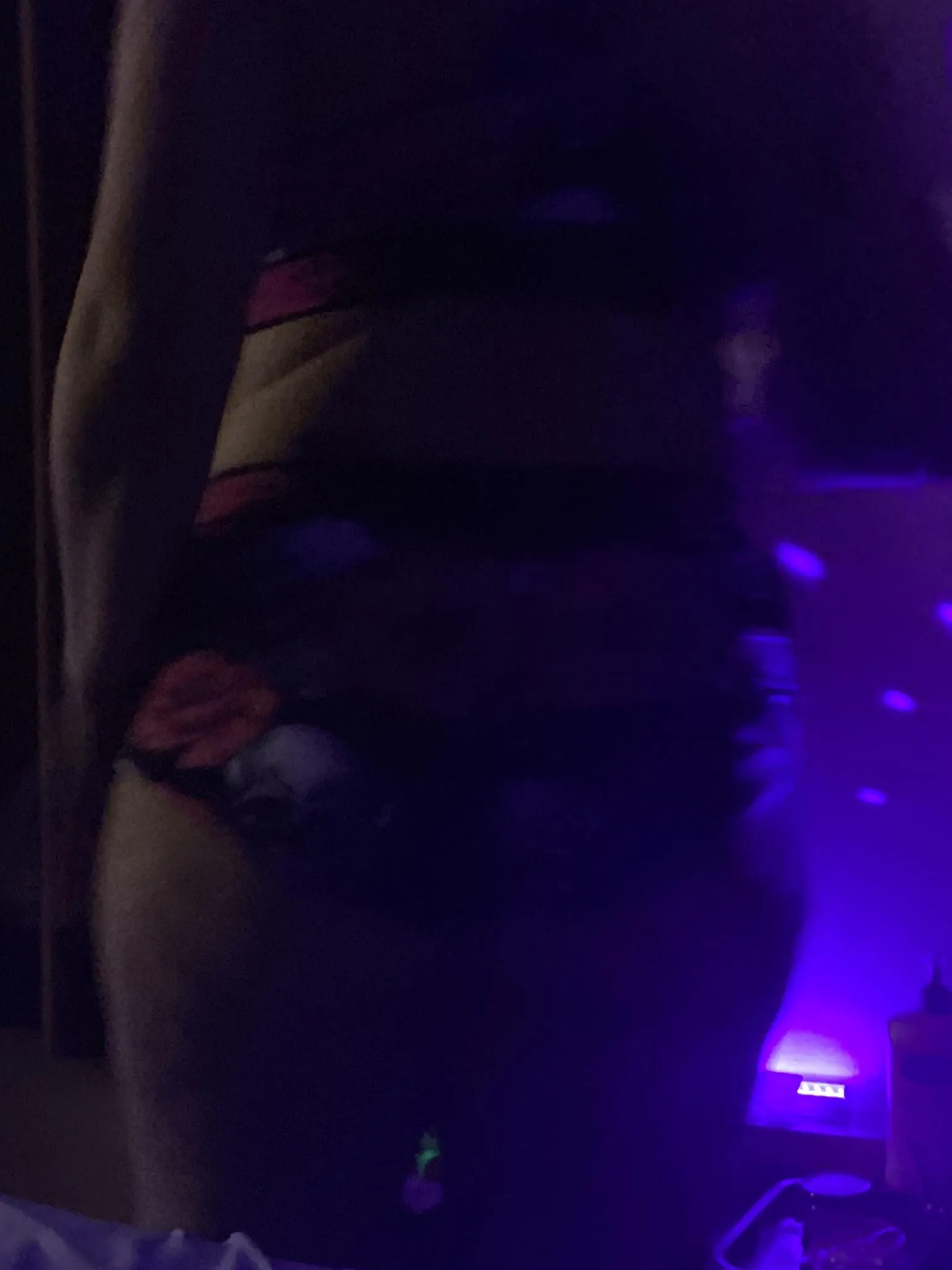 Looking to make the night something to look back on 44M&42F.