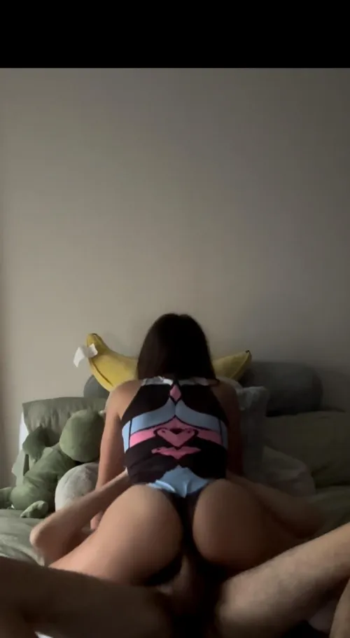 M20F204F(early twenties) downtown Austin