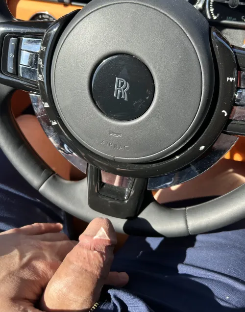 [m4m] I’m looking for a straight bisexual guy under 35 to have fun with and spoil if you’re clean, sexy discreet hit me up