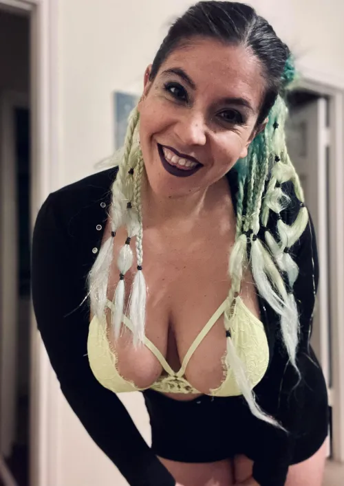 Wild moms are my favorite moms no matter what age. (41)