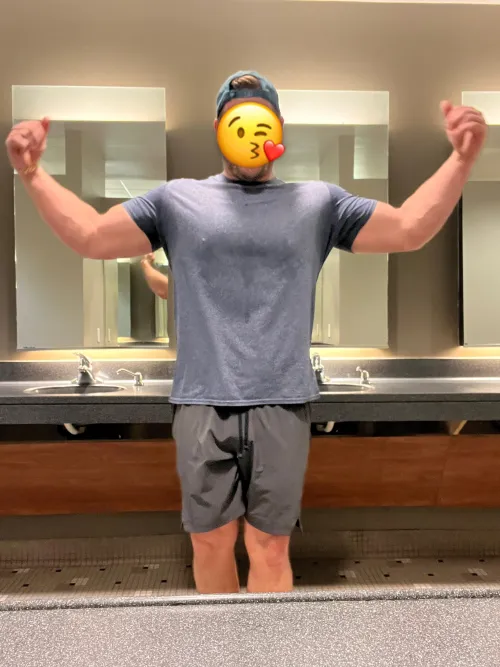 34 [M4MF] # Sarasota - Experienced bull coming down next mid Feb. looking at the 11th-16th or some variation close to that.