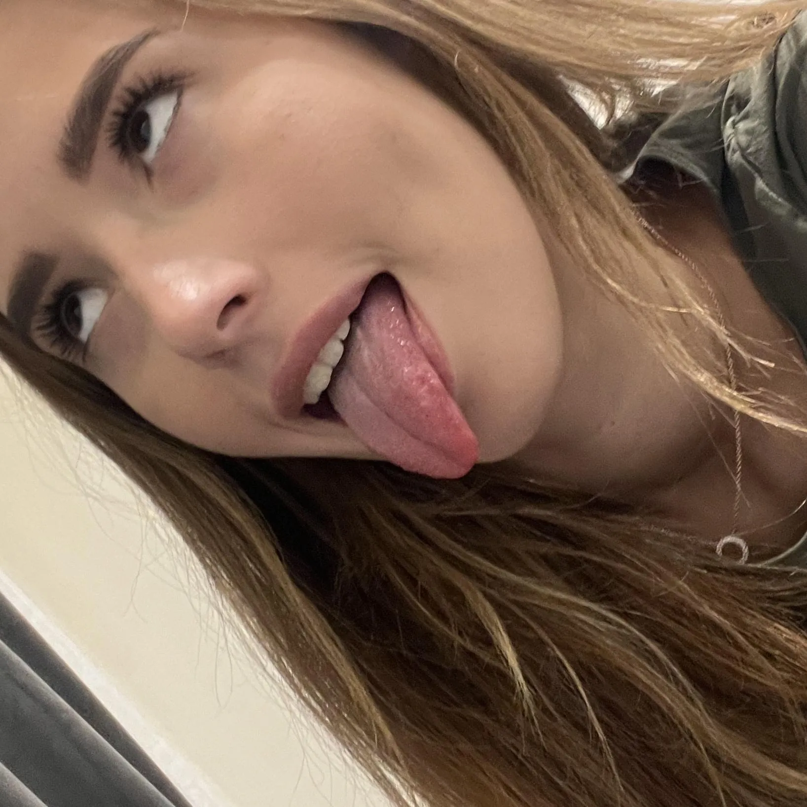 I want to play with my tongue with you a little bit