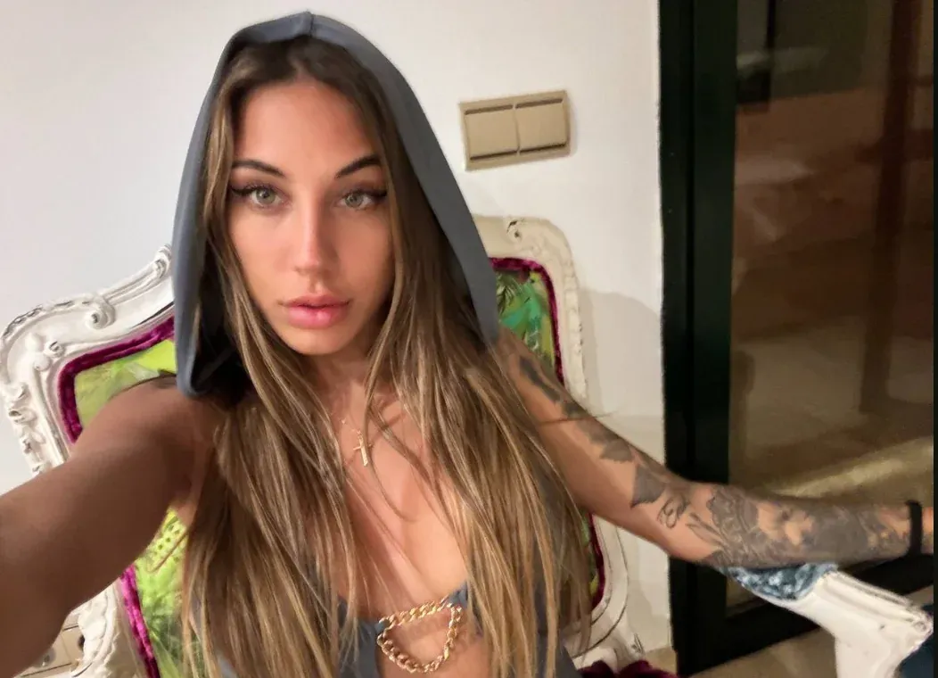 I want you to fuck me very hard please (FREEEE OF)