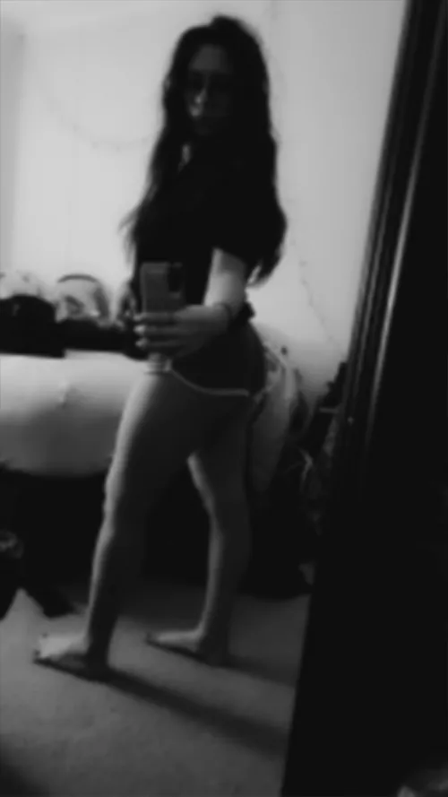 [Online] video chat right now with my gorgeous face, thick short Mexican American curvy body, i am authentic and giggly, with pierced natural DD's and a smile youll fall for. Interested? I will verify and give a quick preview you won't want to pass on 