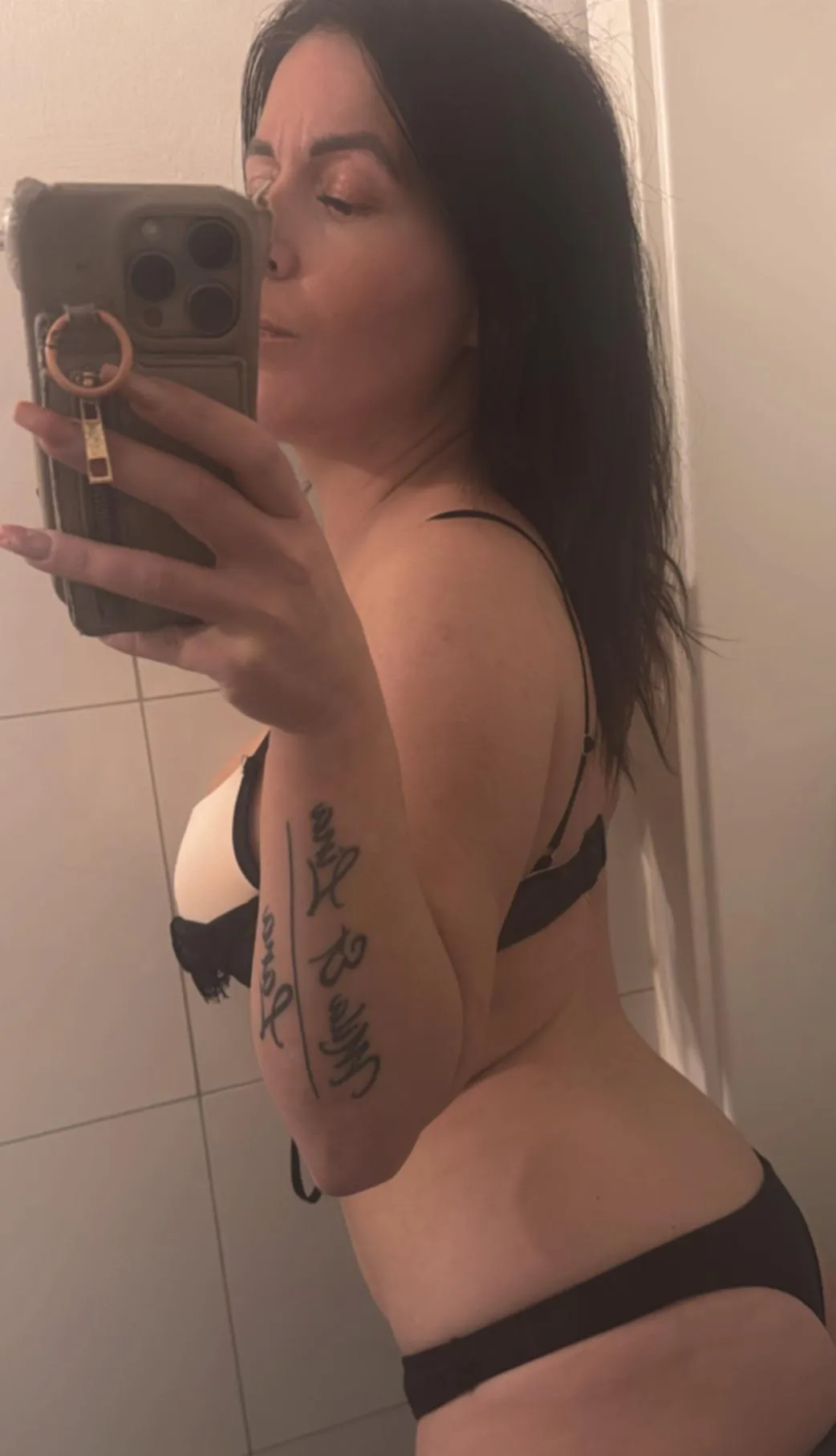 Stehst du eher auf Arsch oder Titten?