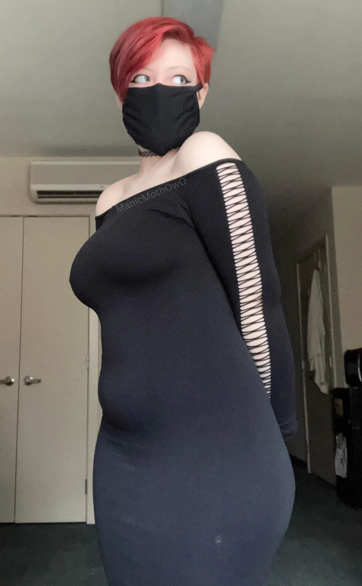 thoughts on enbies in dresses?