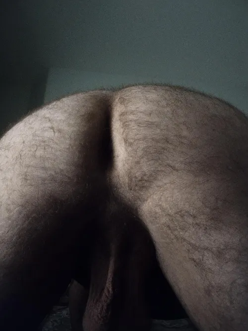 (36) you inviting your buddies over to hit it too?