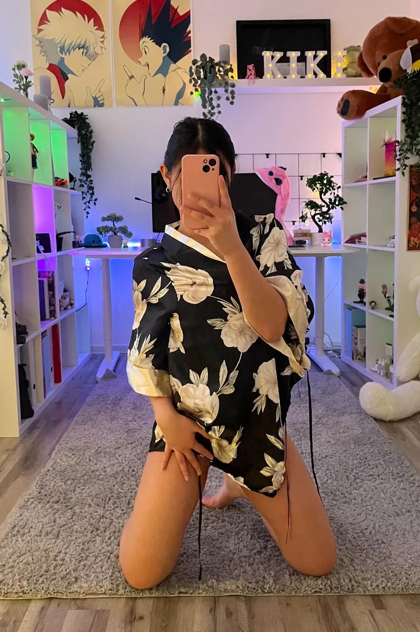 Extra small means extra cuddly :3