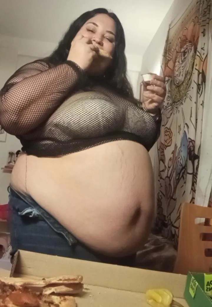 I think I have a problem. I can't stop eating. Should I lose weight?