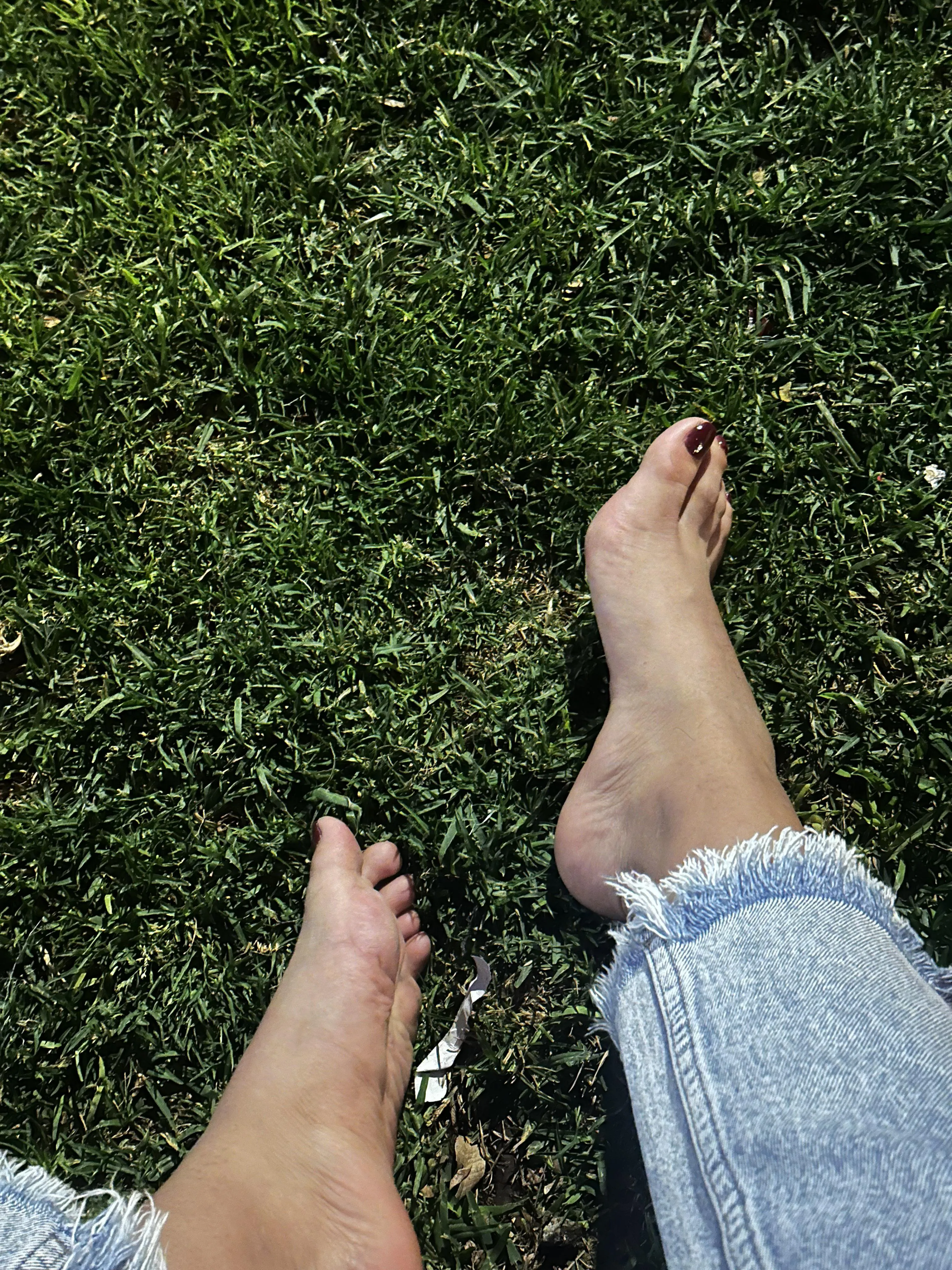 If I let you choose, what would you do next? Follow me in FeetFinder for more pictures -MoniqueSarahTemptation