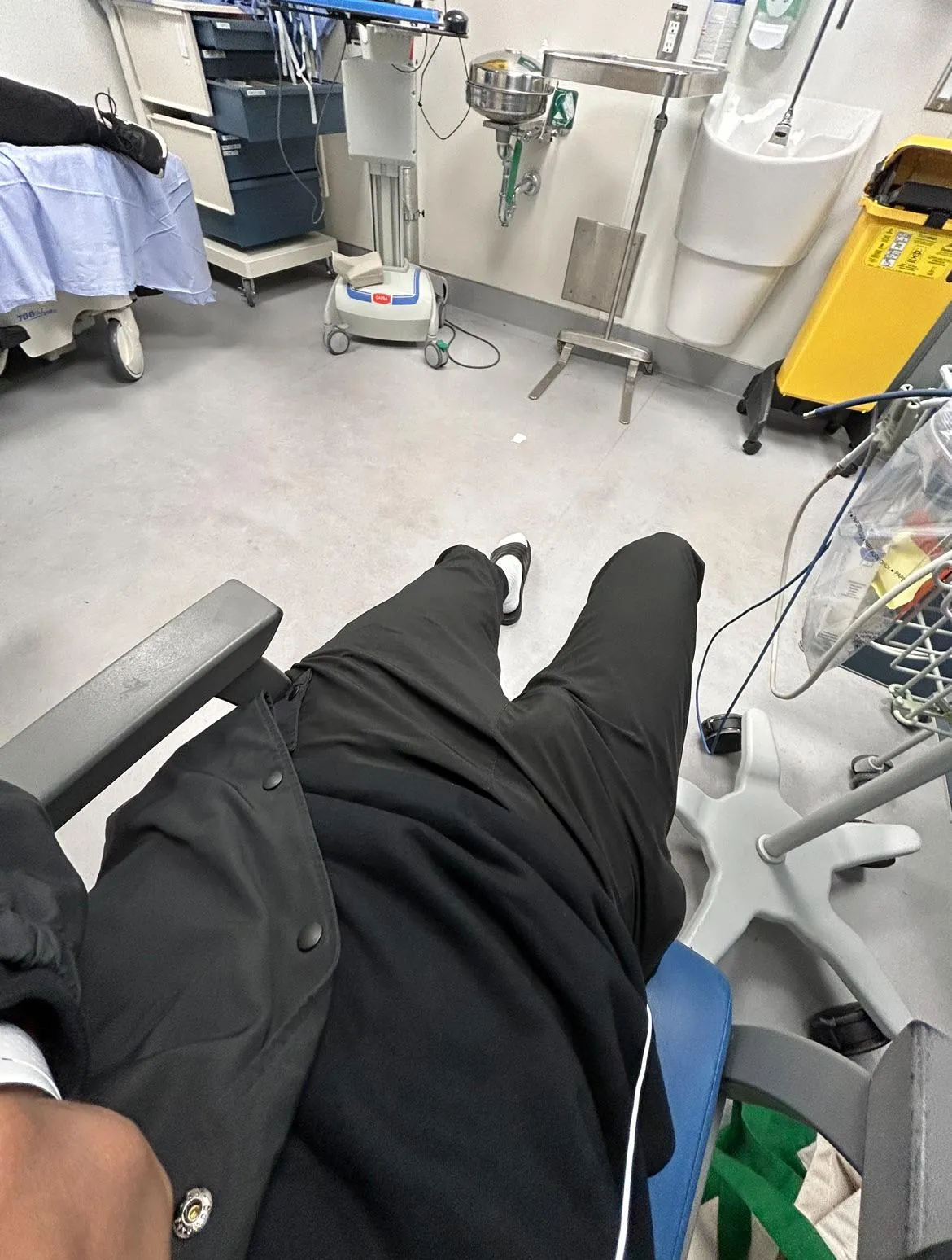 Late night hospital visit [M]