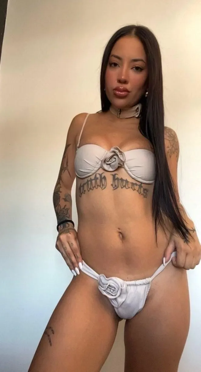 looking for someone, let's go to beach ;)