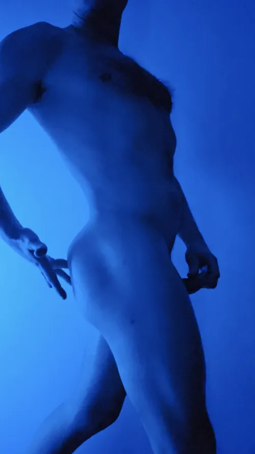 [M]assaging with coconut oil in blue